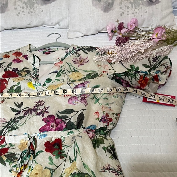 Vince Camuto Multicolor Floral Maxi Dress - Picture 7 of 9